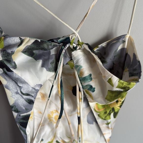 NEW Petal and Pup Jayne Dress 6 - Picture 8 of 15